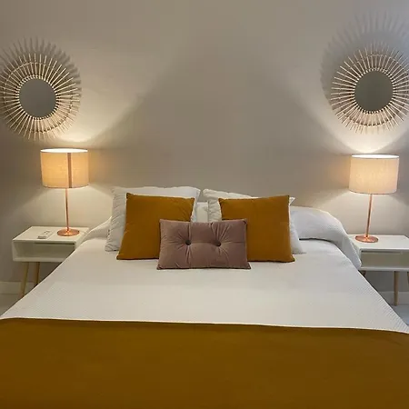 Casas De - Galera 8 * Sevilla